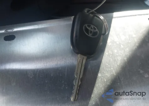 2018 Toyota Corolla Le from USA, damaged, VIN 2T1BURHE1JC067456